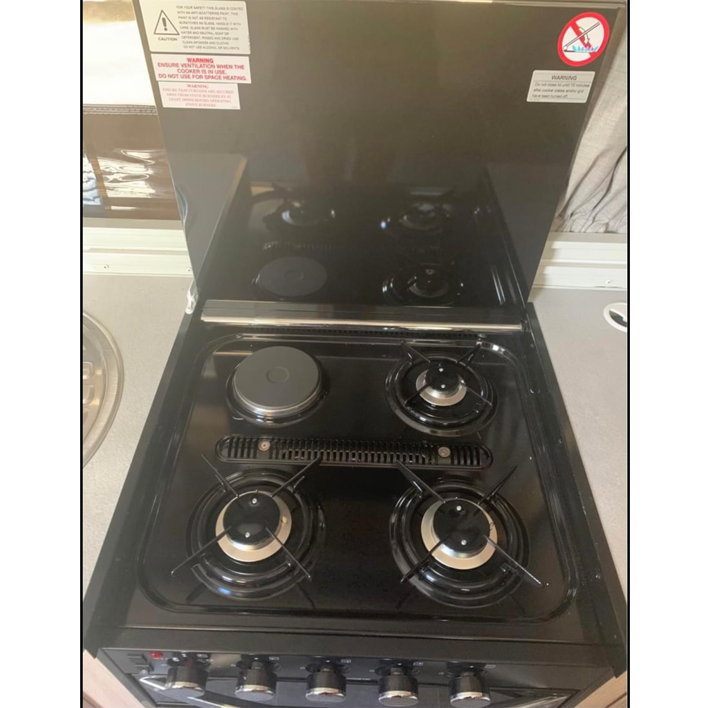 Eadie Girl - Cooktop